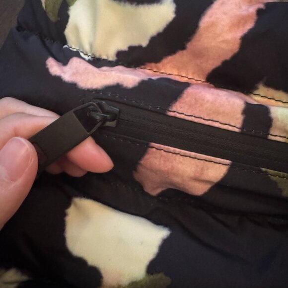 TED BAKER LONDON  Gianara Forager Puffer Nylon Drawstring Tote Bag Black Multi - Picture 3 of 12